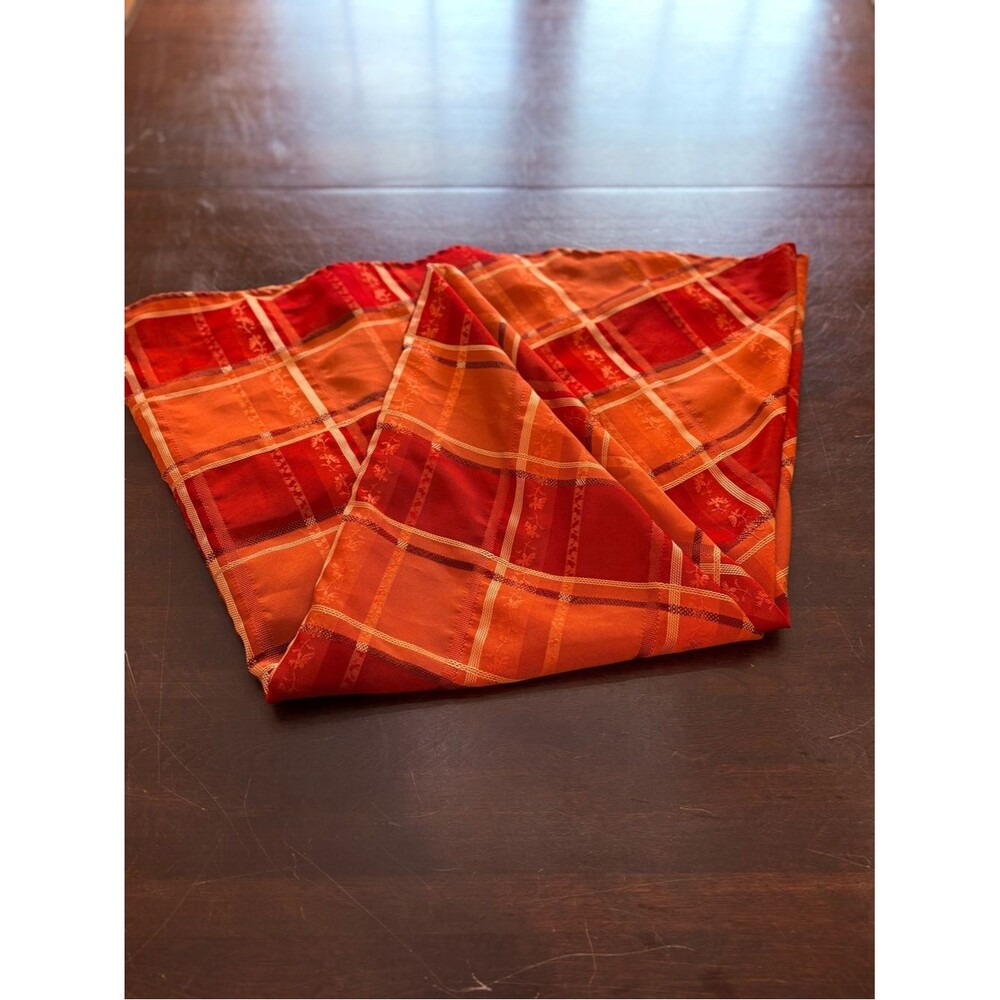 Better Homes And Gardens Rust Red Round Tablecloth